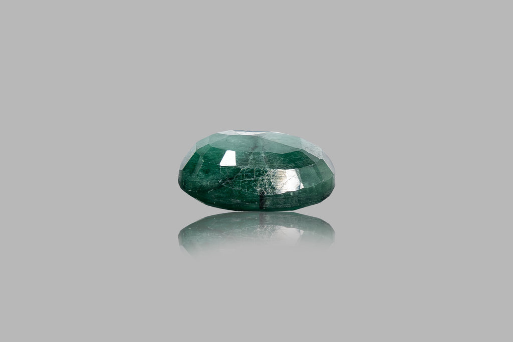 emerald 7.81 carat side image