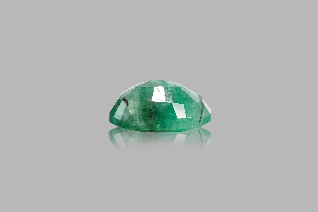 emerald 7.84 carat side image