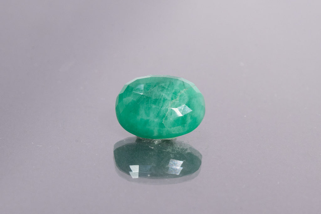 emerald 8.19 carat back image