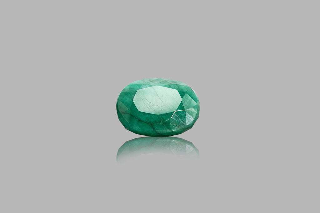 emerald 8.39 carat front image