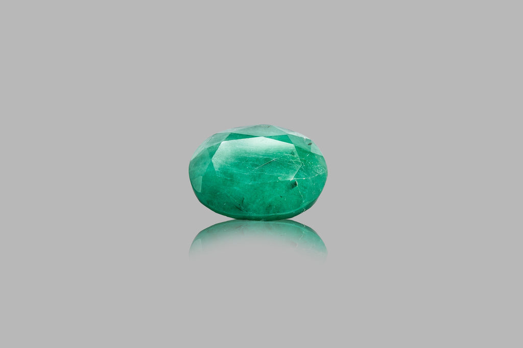emerald 8.61 carat front image