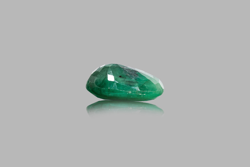 emerald 8.71 carat side image