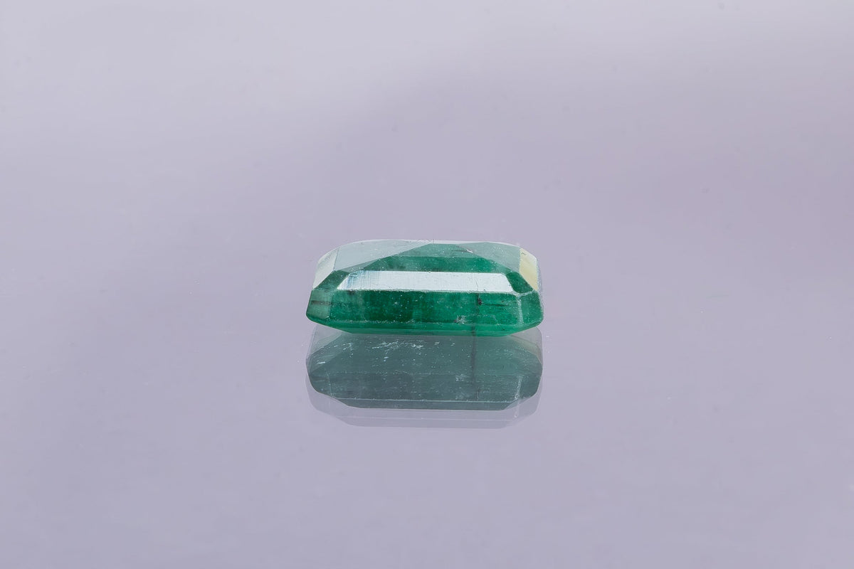 brazilian emerald 2.77 carat side image