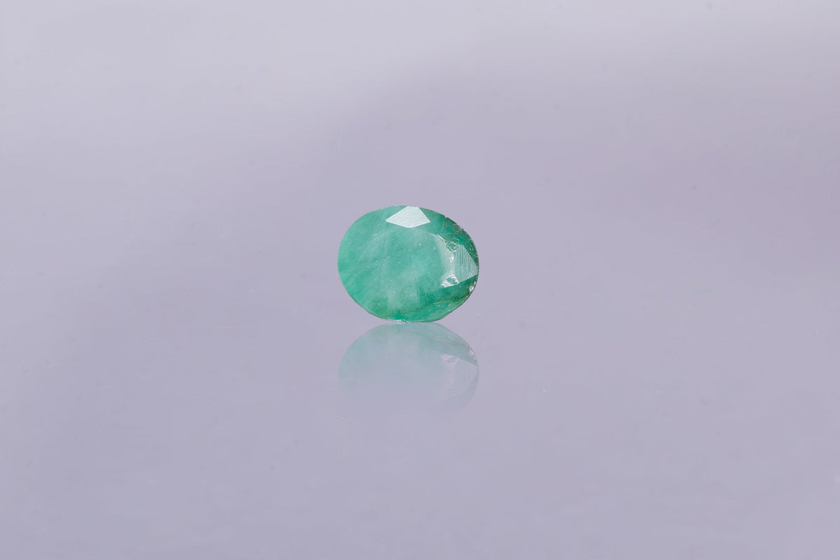 brazilian emerald 3.23 carat front image