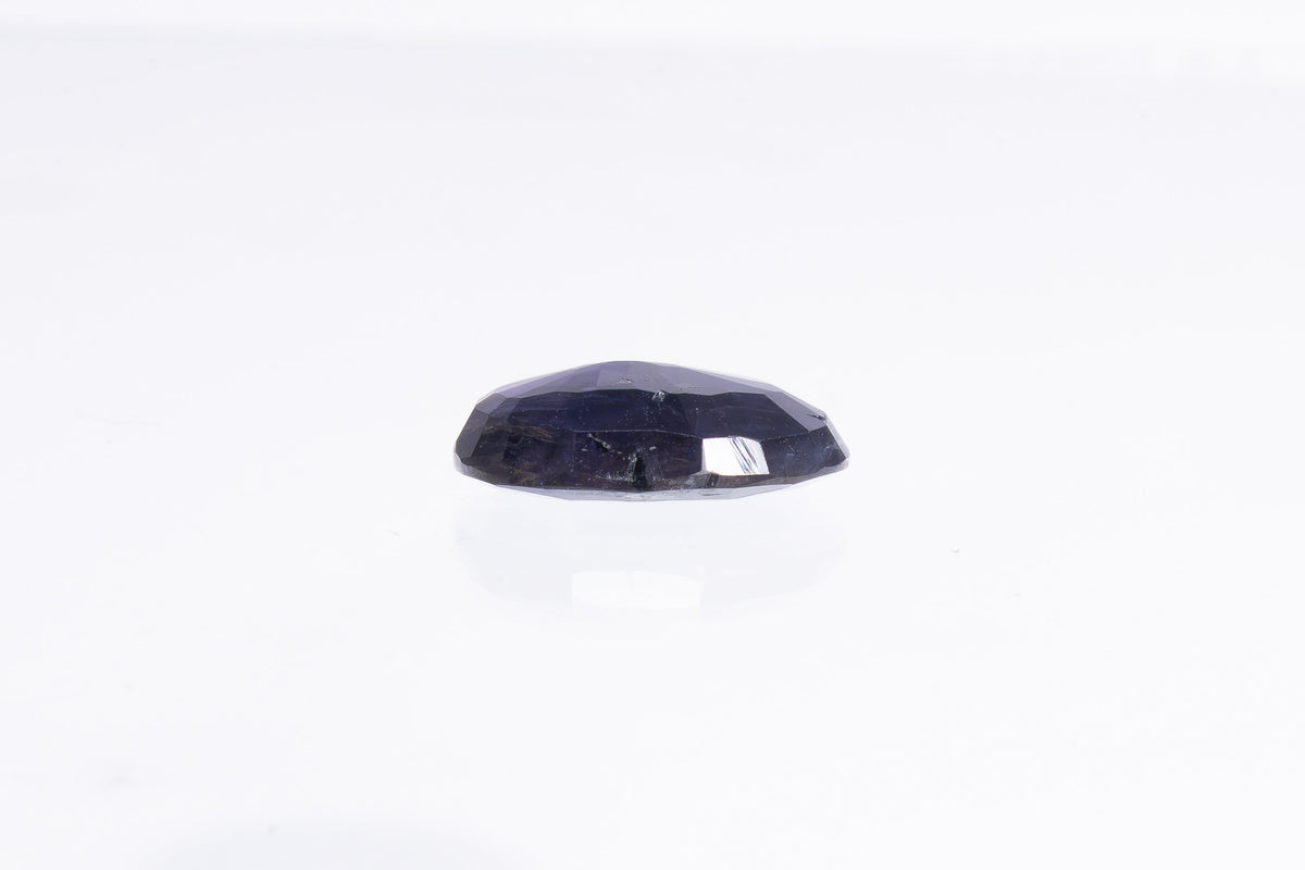 iolite 6.03 carat side image