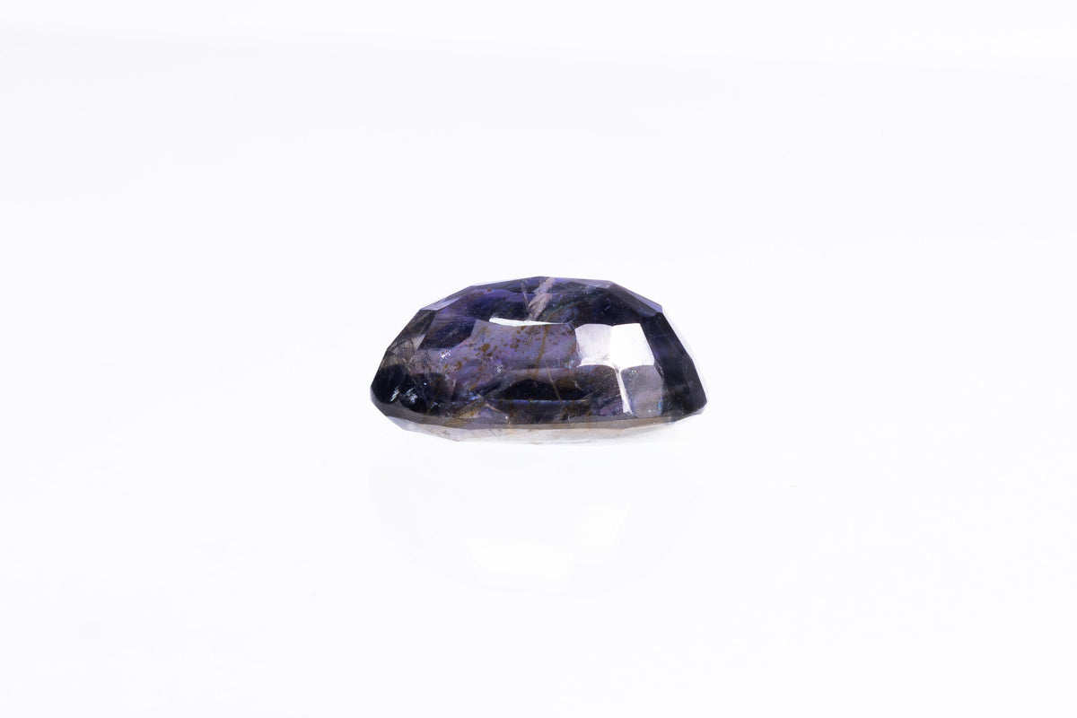 iolite 7.42 carat side image