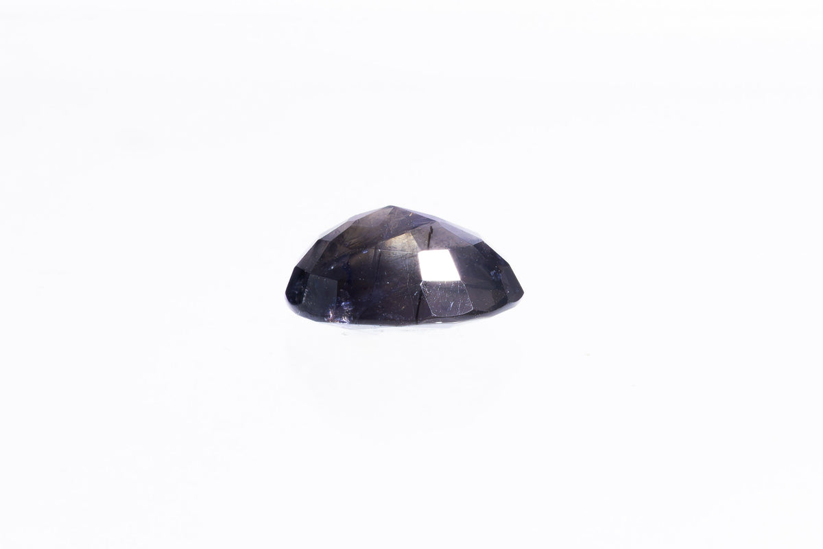 iolite 7.61 carat side image