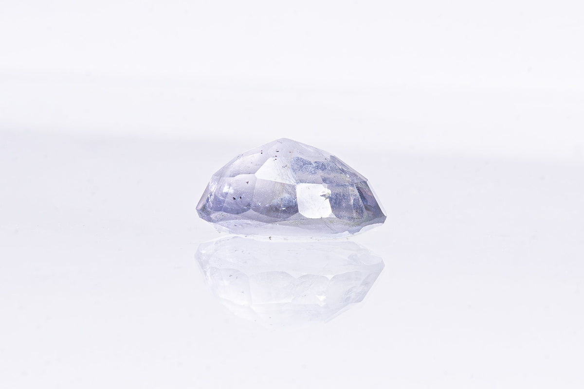 iolite 4.05 carat side image