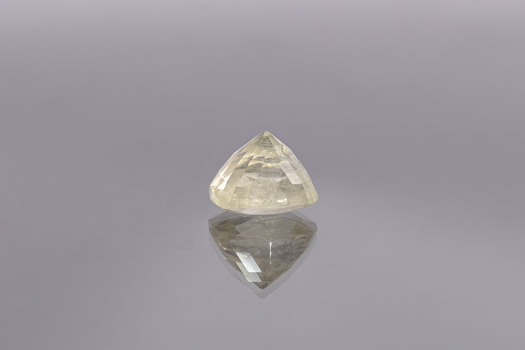 Yellow Sapphire - 3.45 Carat