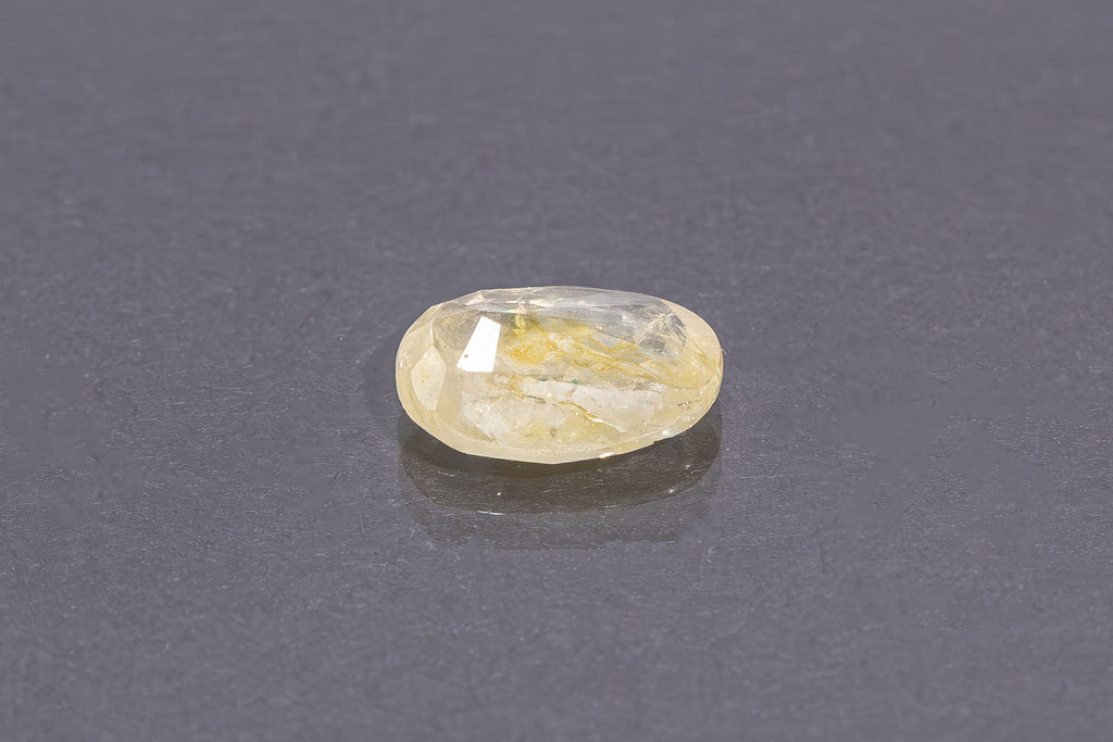 Yellow Sapphire - 3.75 Carat