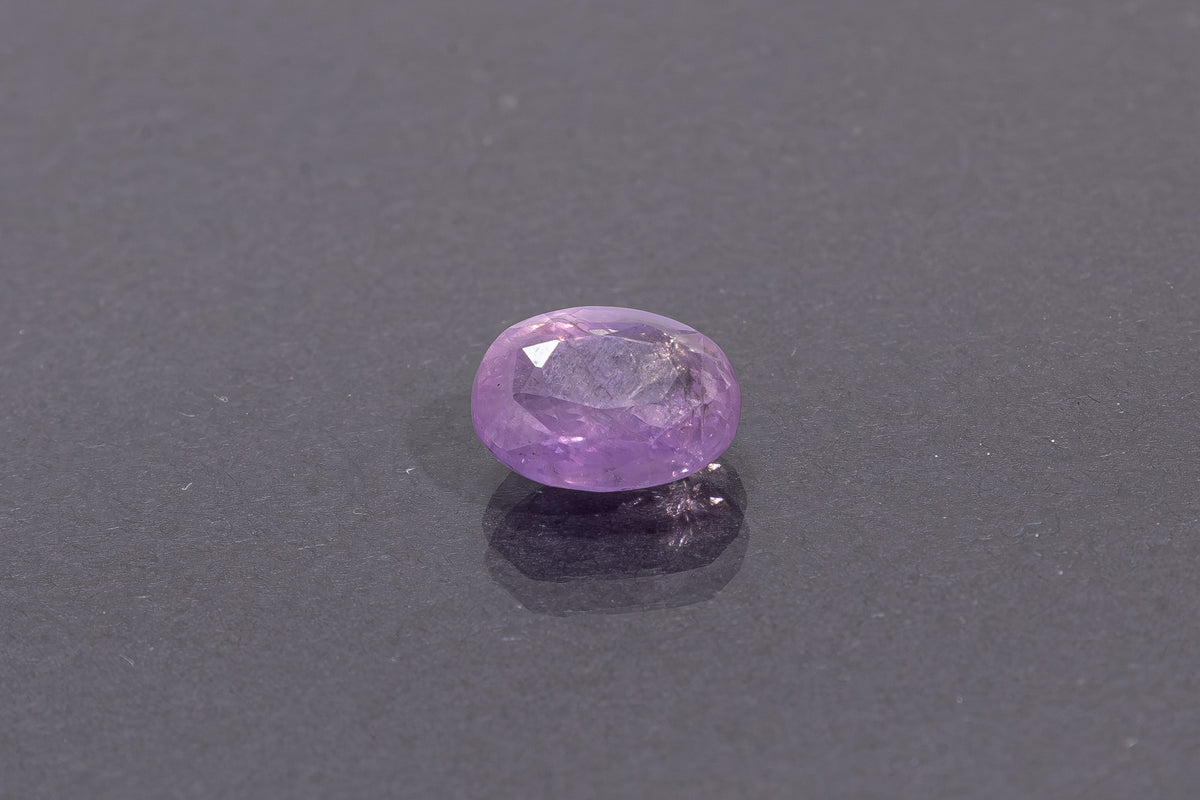 Blue Sapphire - 3.84 Carat