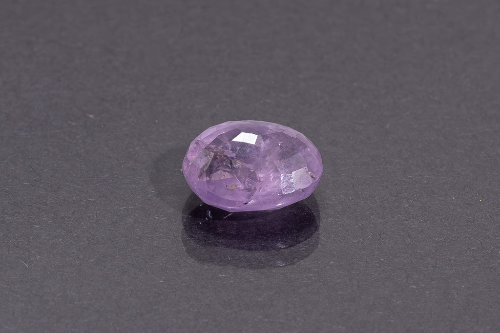 Blue Sapphire - 3.84 Carat