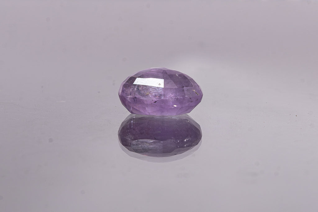 Blue Sapphire - 3.84 Carat