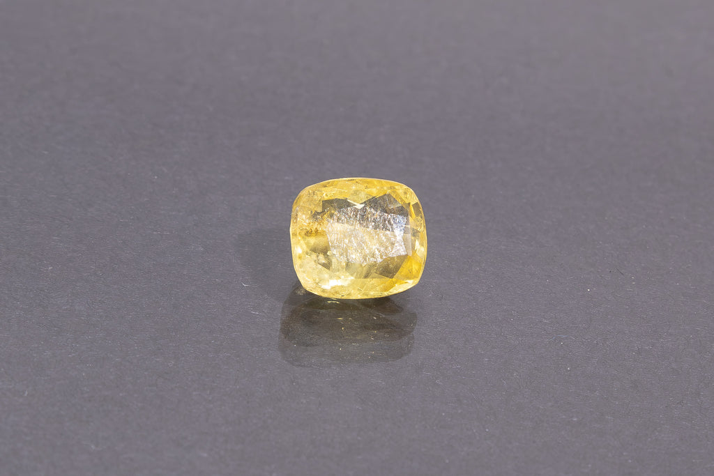 Yellow Sapphire - 2.91 Carat