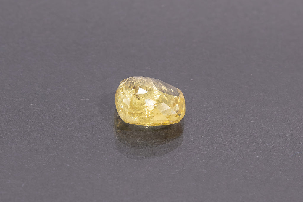 Yellow Sapphire - 2.91 Carat