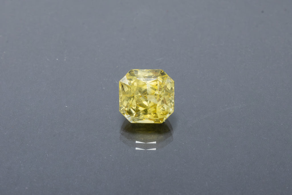 Yellow Sapphire (7.37 Carat) - Premium
