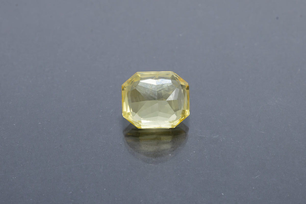Yellow Sapphire - 10.13 Carat
