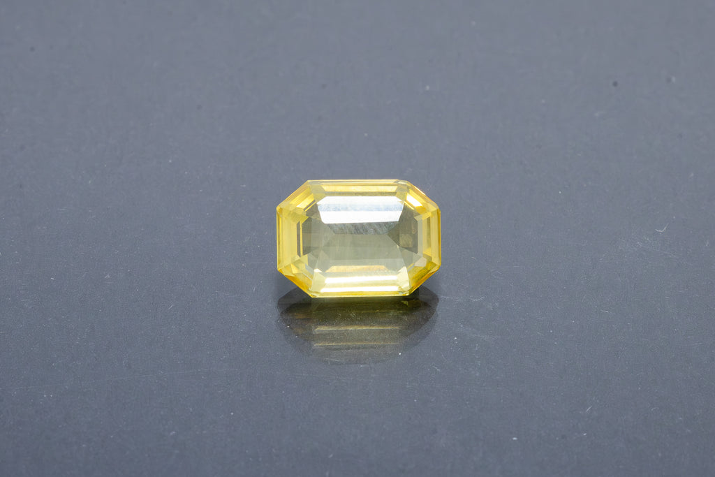 Yellow Sapphire (8.71 Carat) - Premium