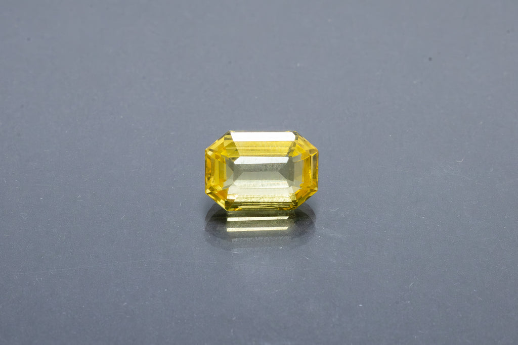 Yellow Sapphire (8.71 Carat) - Premium