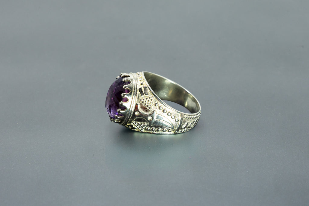 Amethyst Designer Ring (10 Ratti)