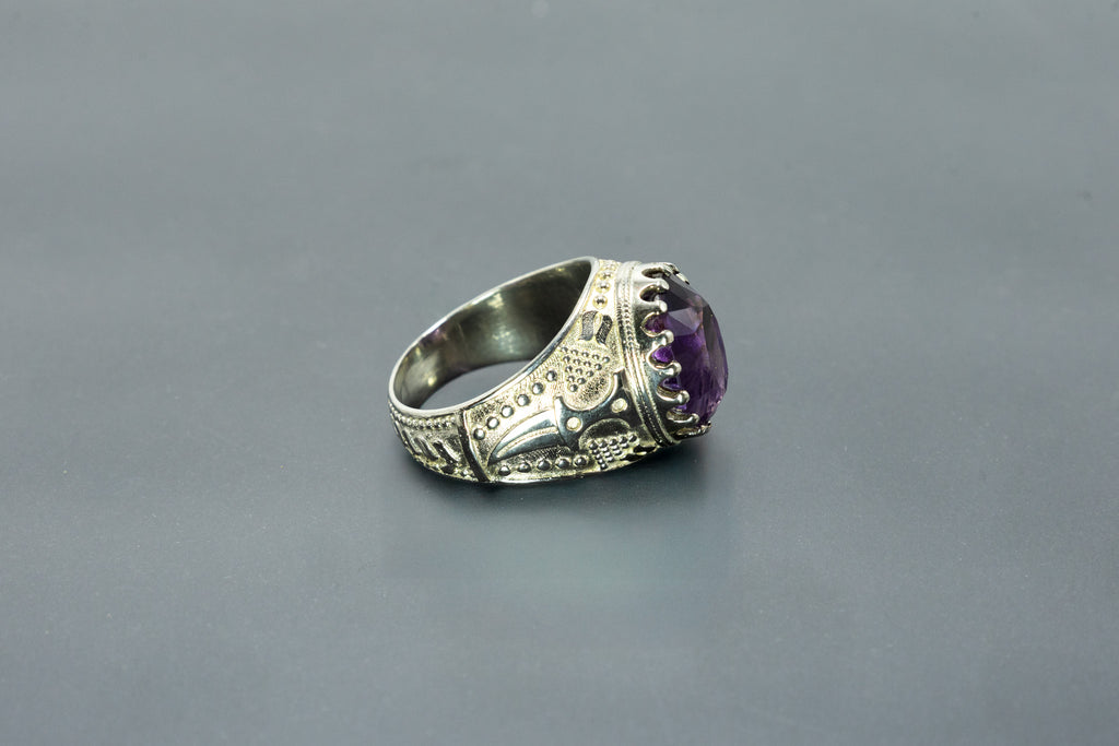 Amethyst Designer Ring (10 Ratti)