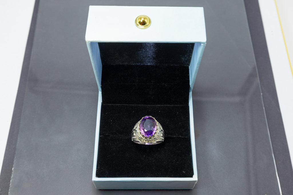 Amethyst Designer Ring (10 Ratti)
