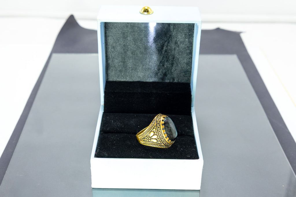 Sulemani Hakik Designer Ring (10 Ratti)