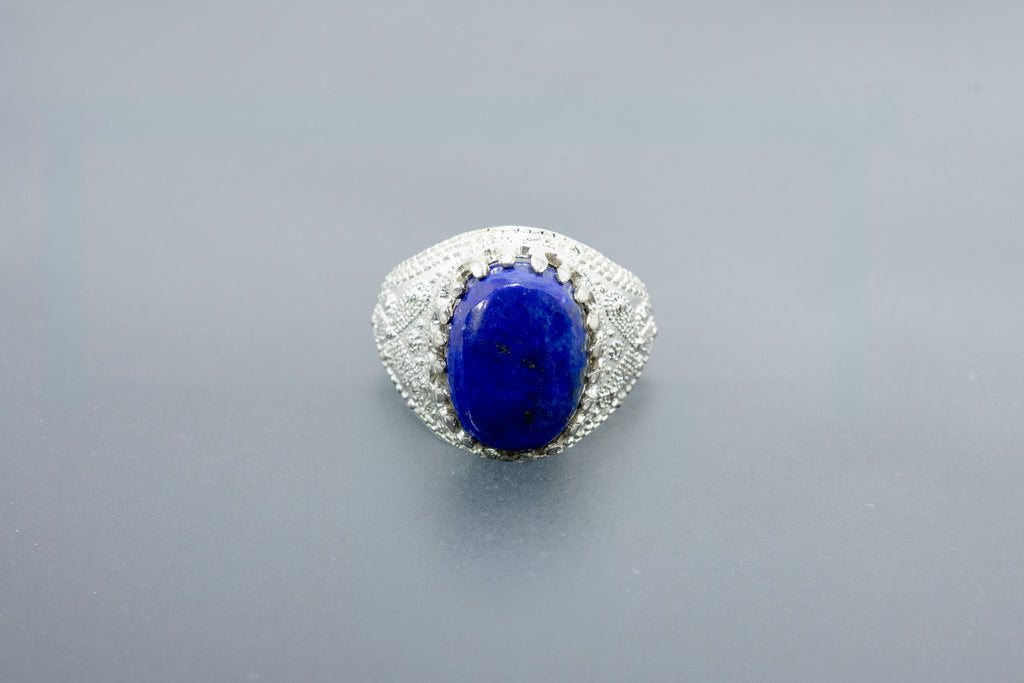 Lapis Lazuli King Size Ring (10 Ratti)