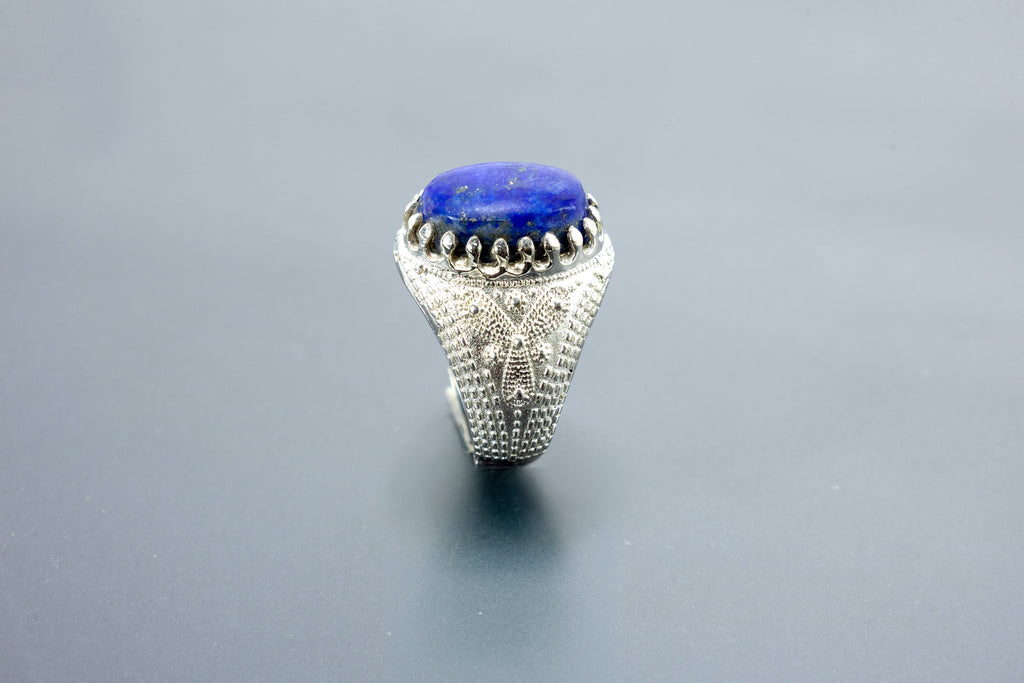 Lapis Lazuli King Size Ring (10 Ratti)