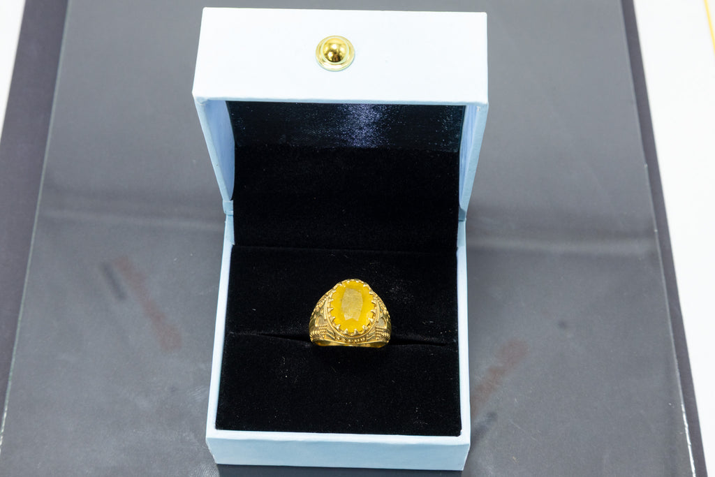 Royal Yellow Sapphire Ring (10 Ratti)