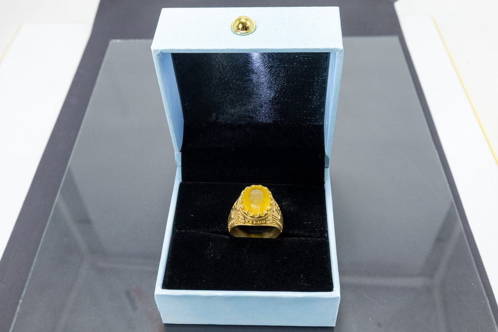 Royal Yellow Sapphire Ring (10 Ratti)