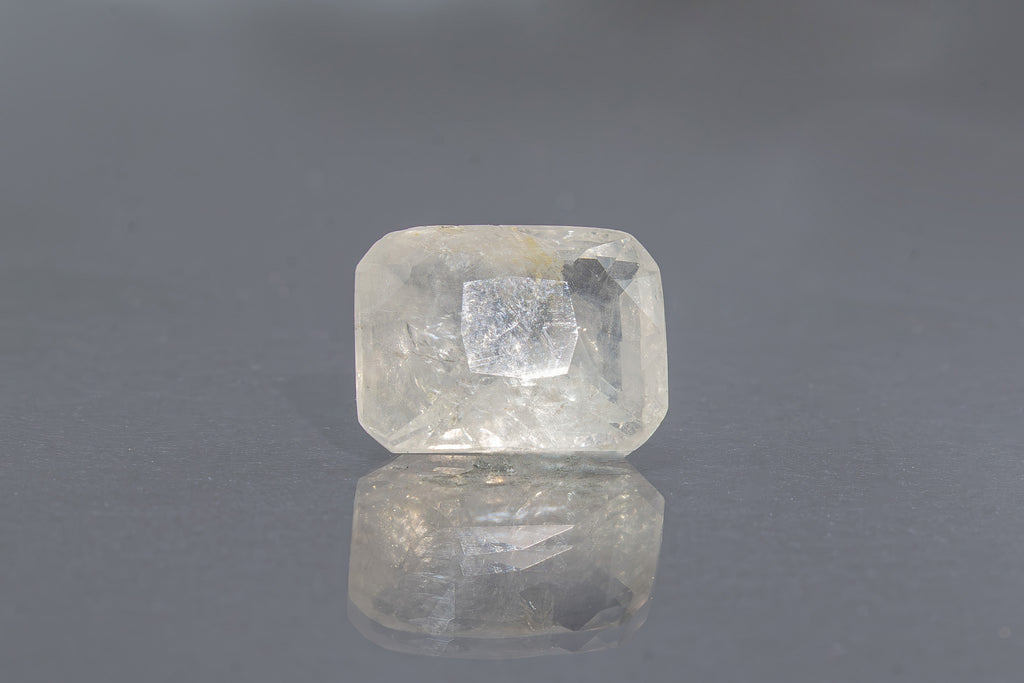 Yellow Sapphire - 5.74 Carat
