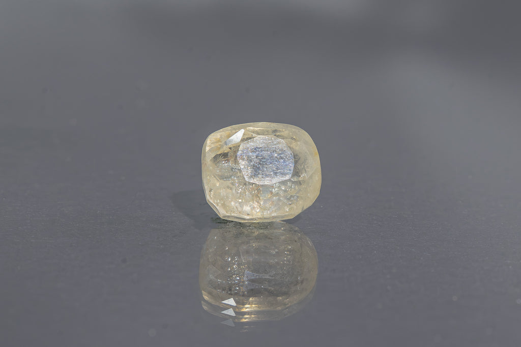 Yellow Sapphire - 6.16 Carat