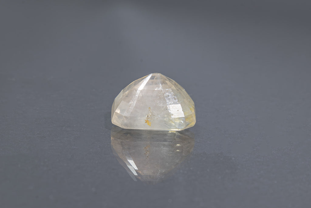 Yellow Sapphire - 11.46 Carat