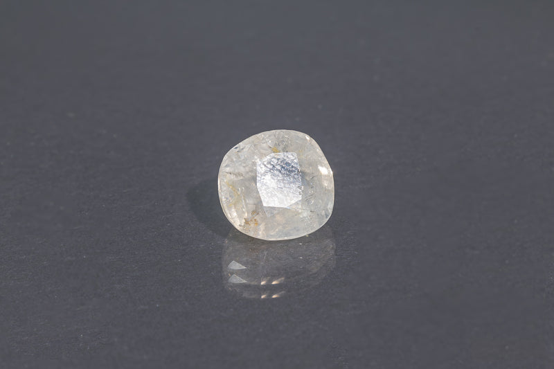 Ceylon Yellow Sapphire - 5.86 Carat