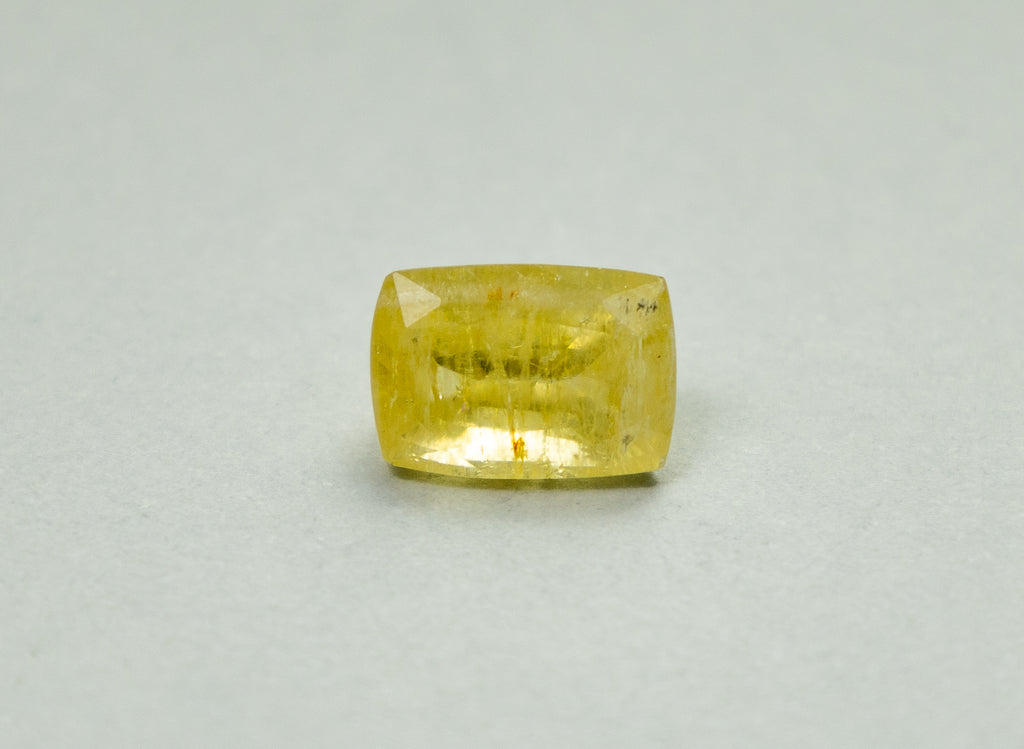 Yellow Sapphire 5.70 Carat