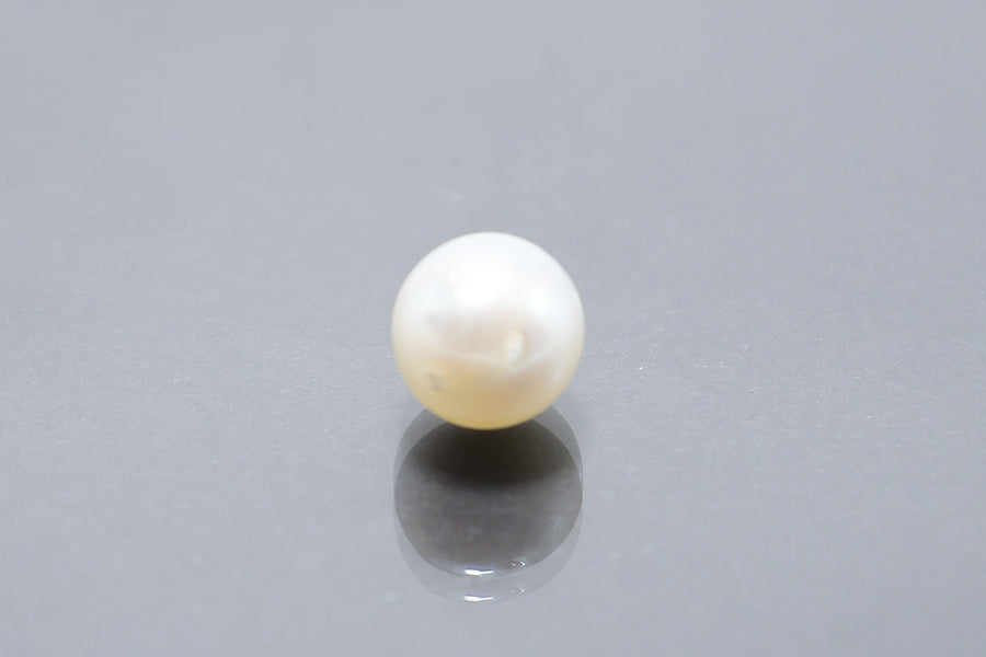 Pearl 5.75 Carat