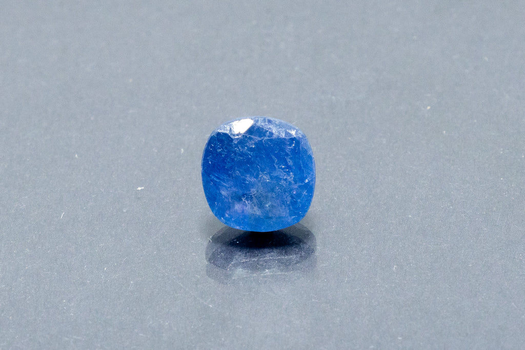 Blue Sapphire 3.77 Carat