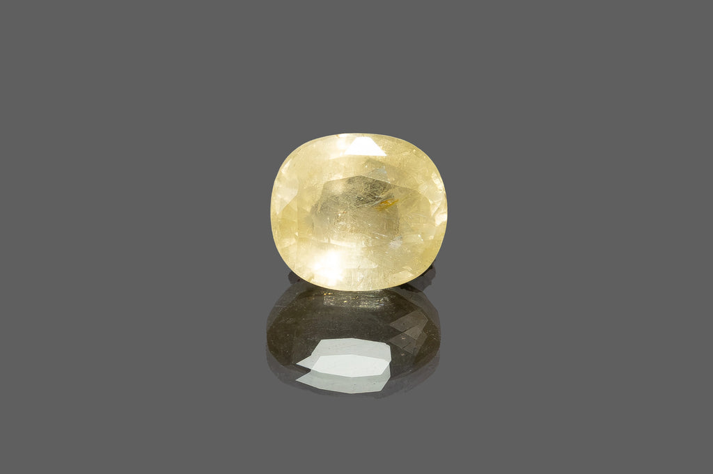 Yellow Sapphire (Ceylon) - 9.46 Carat