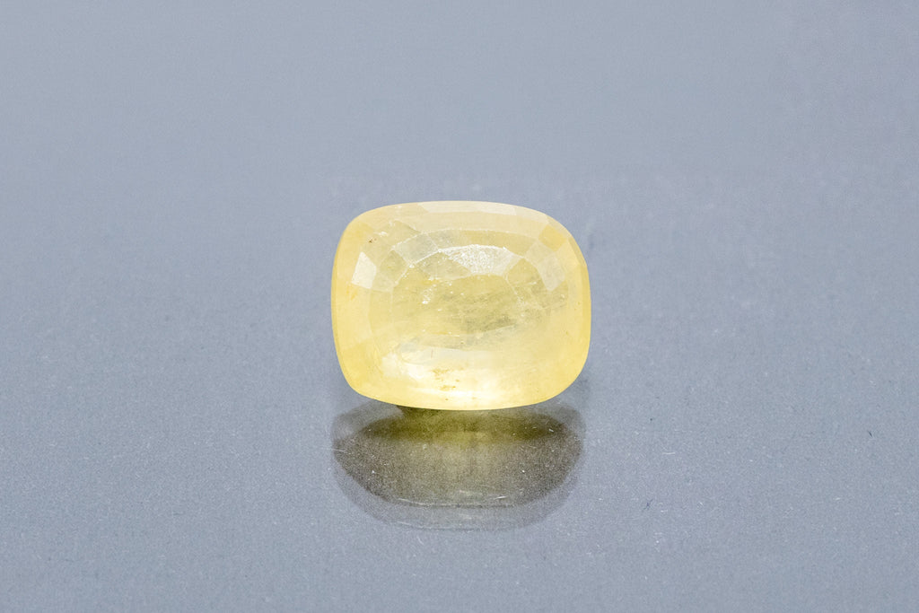 Ceylon Yellow Sapphire - 11.84 Carat