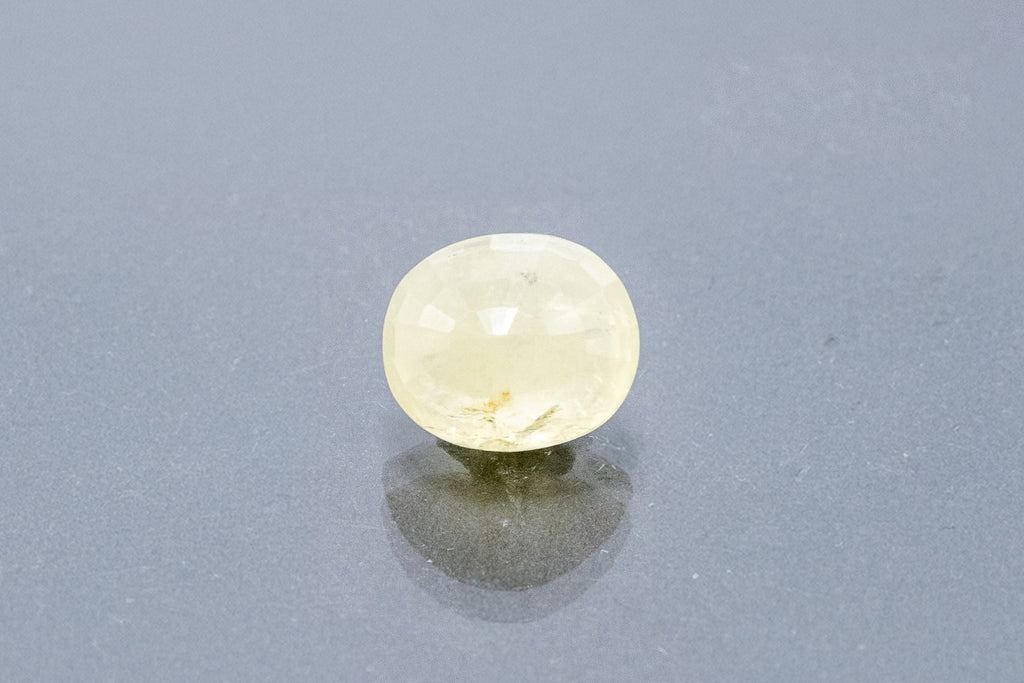 Ceylon Yellow Sapphire - 4.12 Carat