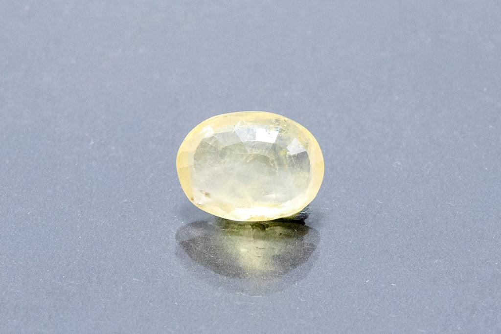 ceylon yellow sapphire 4.34 carat back image