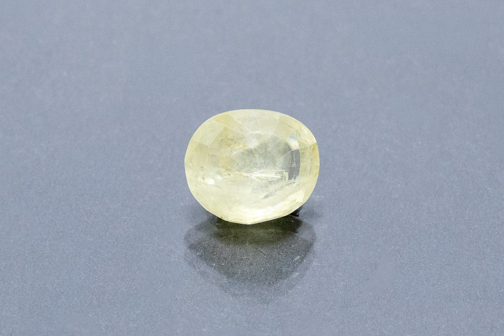 ceylon yellow sapphire 5.15 carat back image